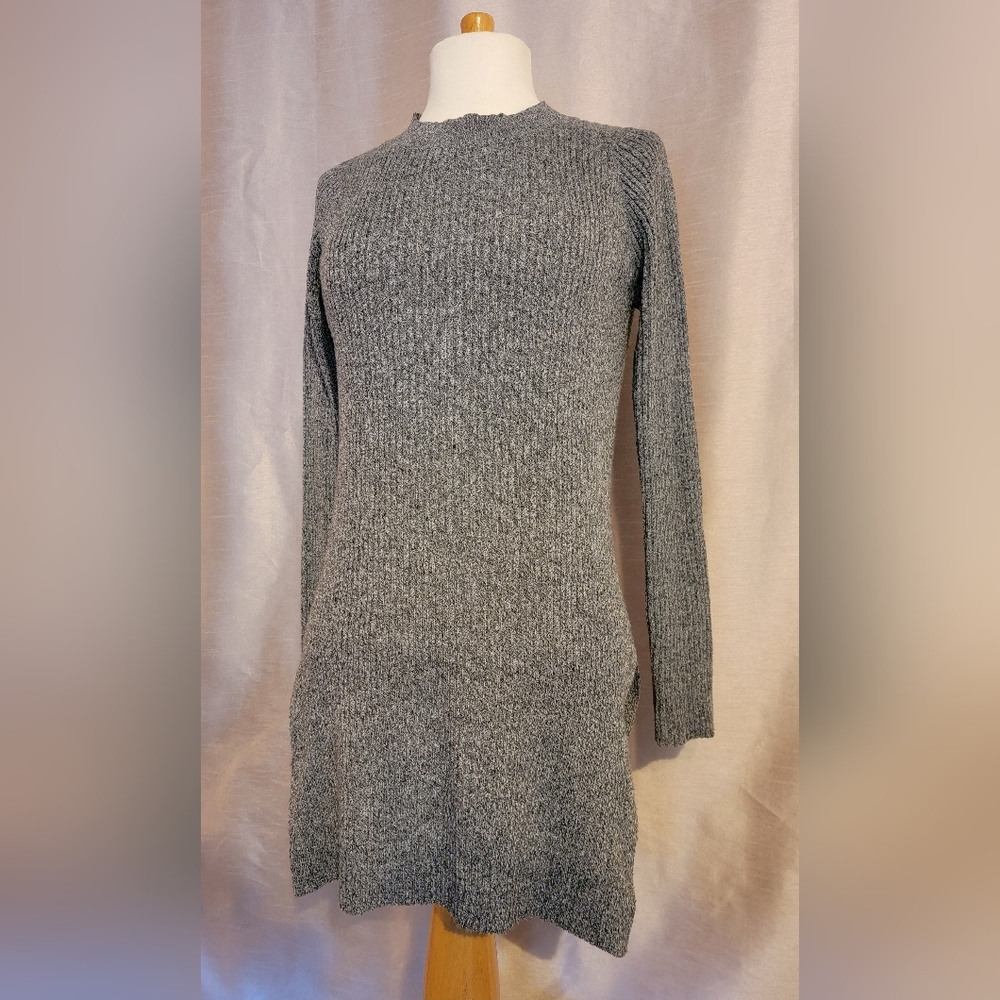 Forever 21 Charcoal Knit Sweater